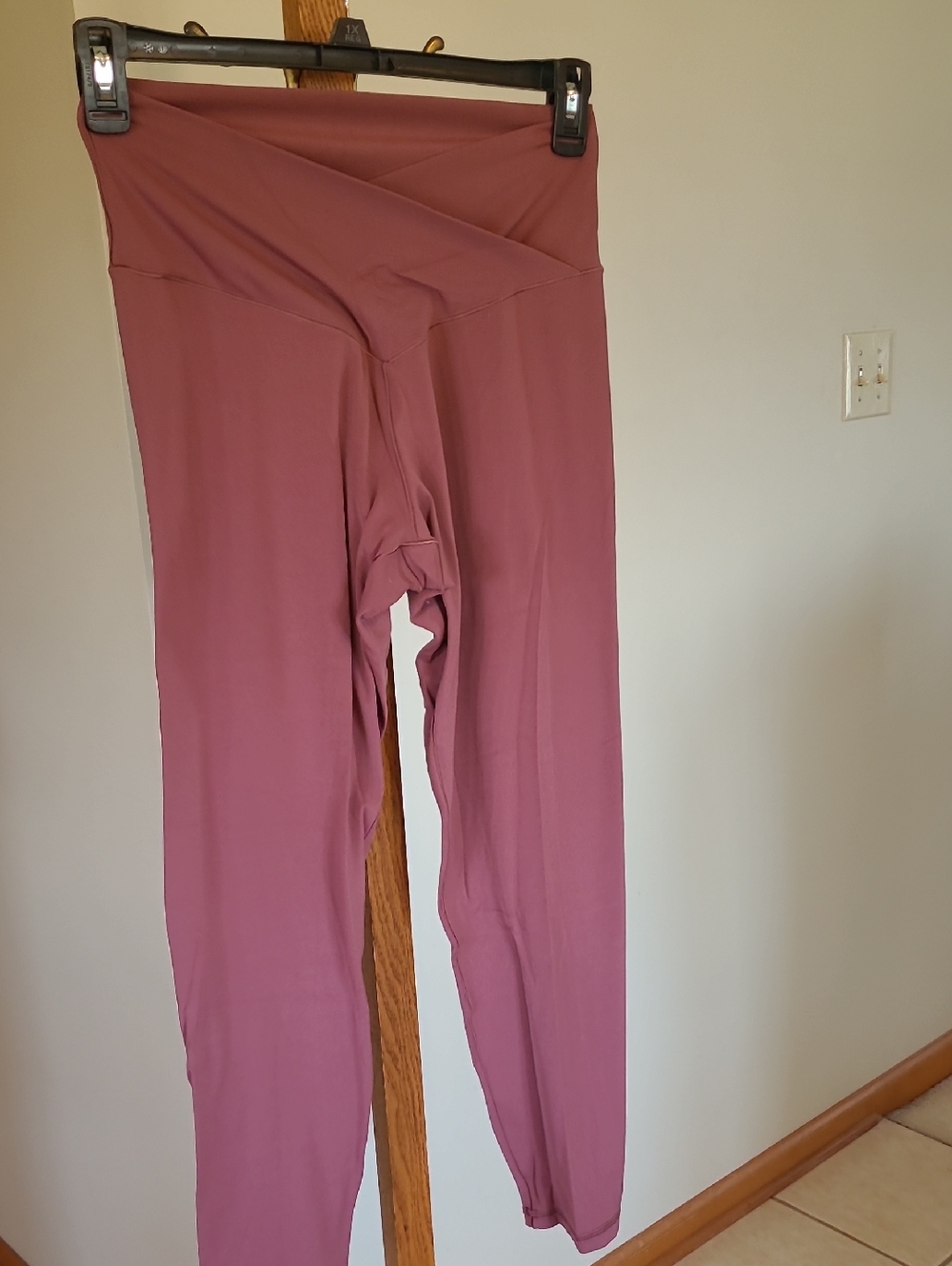 aerie Crossover High-Rise 7/8 Off Line Leggings